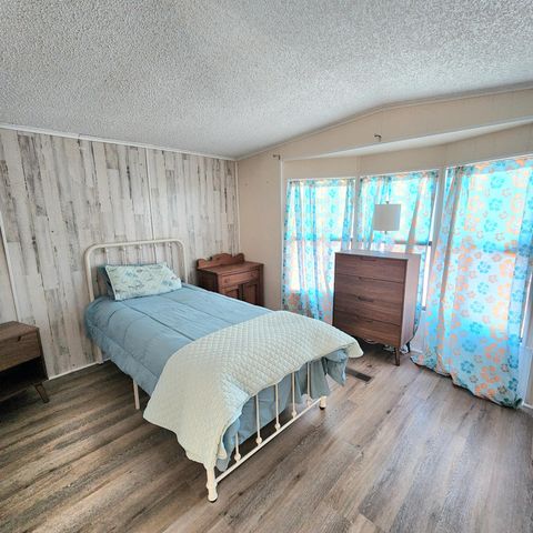 15 Alta Loma, Port St. Lucie, Port St Lucie, FL 34952