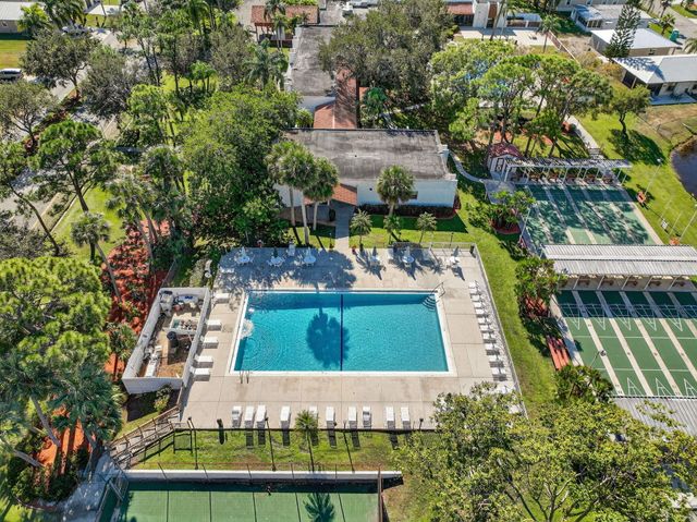 15 Alta Loma, Port St. Lucie, Port St Lucie, FL 34952