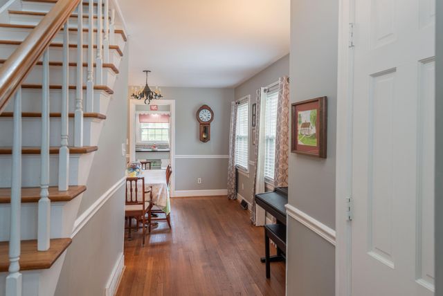 131 Montgomery Avenue, Versailles, KY 40383