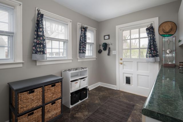 131 Montgomery Avenue, Versailles, KY 40383