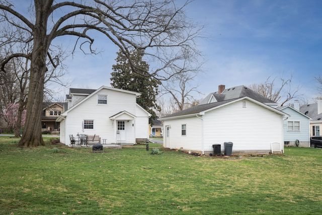 131 Montgomery Avenue, Versailles, KY 40383