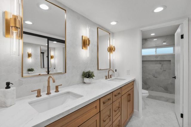 917 Intrepid Court, Del Mar, CA 92014