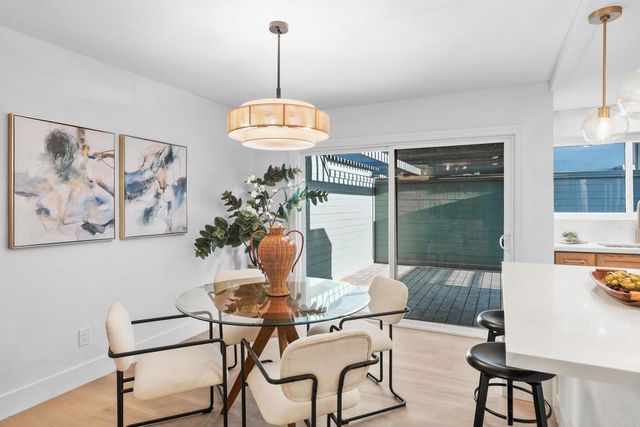 917 Intrepid Court, Del Mar, CA 92014
