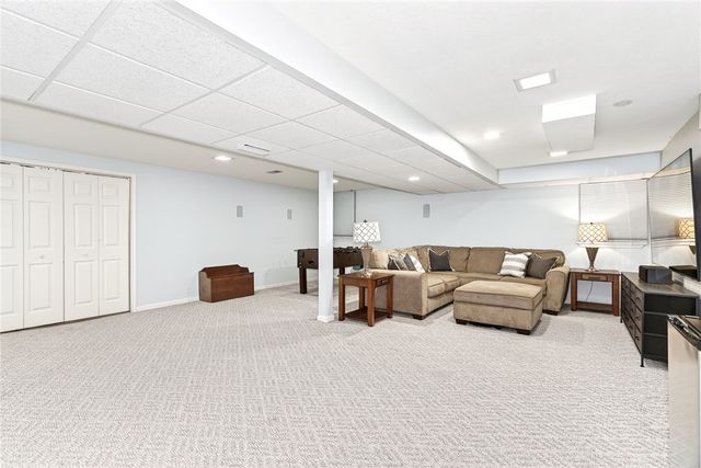 5 Lacosta Court, Perinton, NY 14450