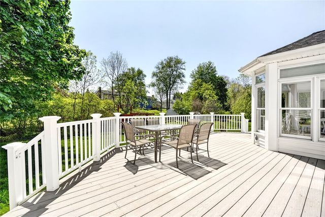 5 Lacosta Court, Perinton, NY 14450