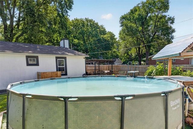 508 S Elm Street, Louisburg, KS 66053