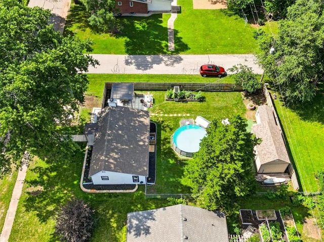 508 S Elm Street, Louisburg, KS 66053