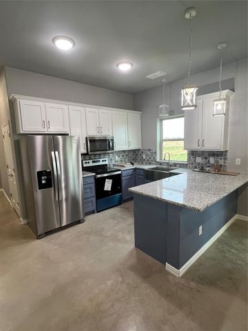 10365 Singleton Road, Midlothian, TX 76065
