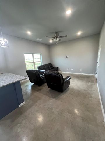 10365 Singleton Road, Midlothian, TX 76065