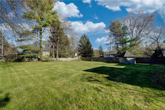 68 Hillcrest Drive, Penfield, NY 14526