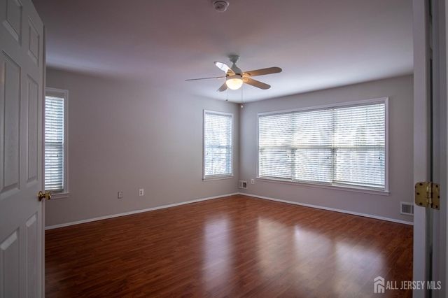 18 Seminole Court, Monroe, NJ 08831