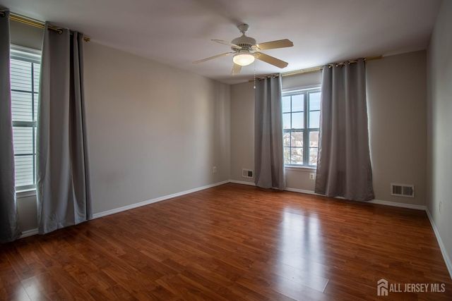 18 Seminole Court, Monroe, NJ 08831