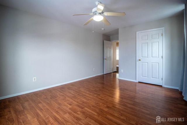 18 Seminole Court, Monroe, NJ 08831