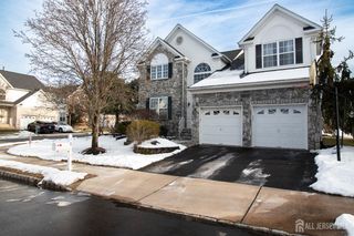18 Seminole Court, Monroe, NJ 08831