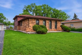 17243 Bernadine Street, Lansing, IL 60438
