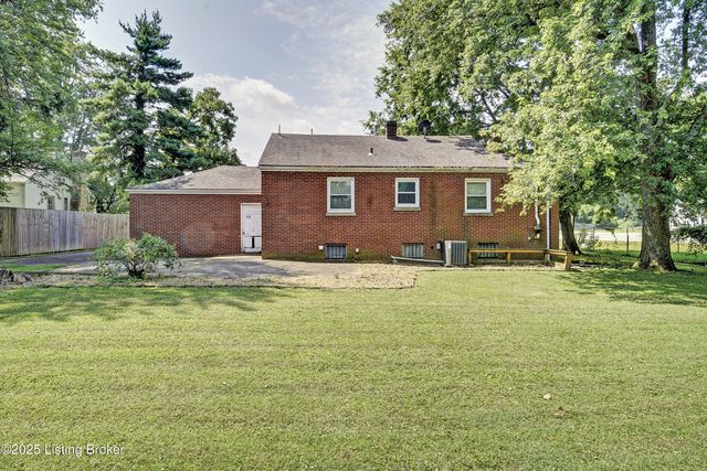 4607 Bardstown Rd, Louisville, KY 40218