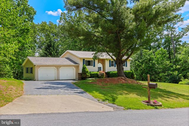 2105 WALSH DR, Westminster, MD 21157