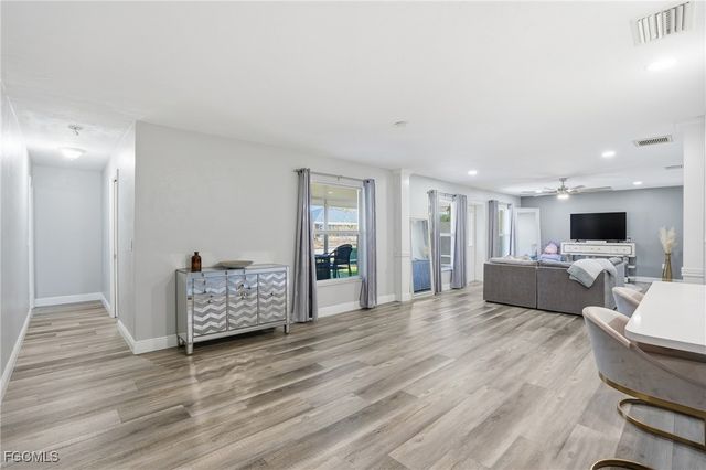 703 SE 7th ST 2, Cape Coral, FL 33990