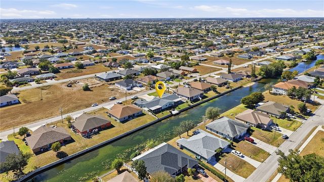 703 SE 7th ST 2, Cape Coral, FL 33990