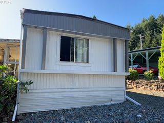 98825 PLEASANT HILL Dr 6, Brookings, OR 97415