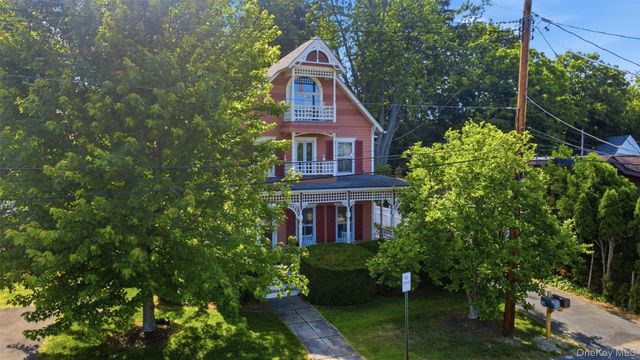 10 West Street, Marlboro, NY 12542