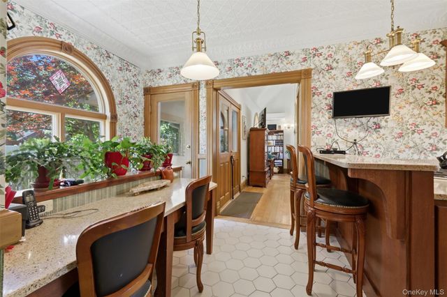 10 West Street, Marlboro, NY 12542