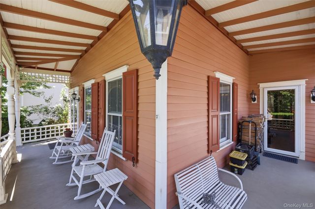 10 West Street, Marlboro, NY 12542