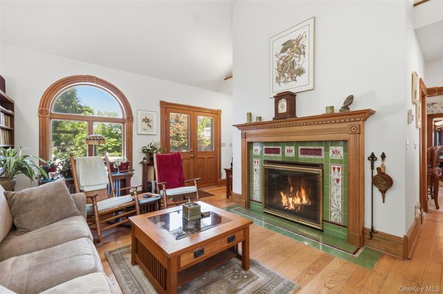 10 West Street, Marlboro, NY 12542