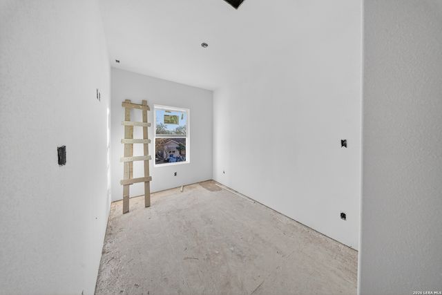 525 Dakota, San Antonio, TX 78203