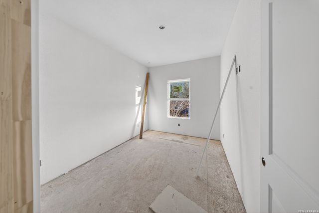 525 Dakota, San Antonio, TX 78203