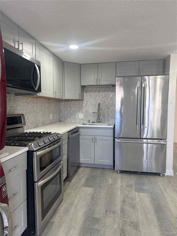 6504 W 14th Avenue, Lakewood, CO 80214