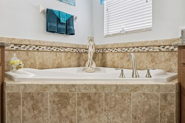 4027 SERENA LANE, Clermont, FL 34711