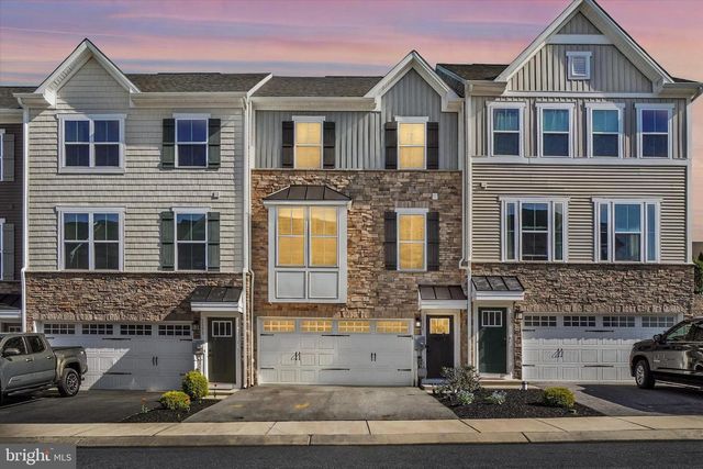 1135 ROSECROFT LN #64, York, PA 17403