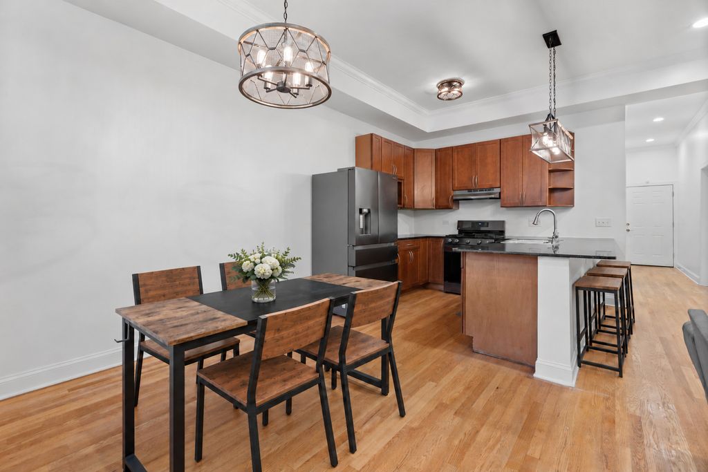 2729 W Washington Boulevard 2, Chicago, IL 60612 — photo 4