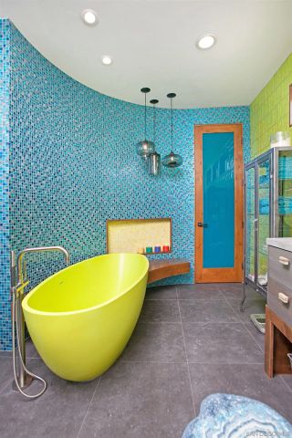 332 N Sierra Ave, Solana Beach, CA 92075