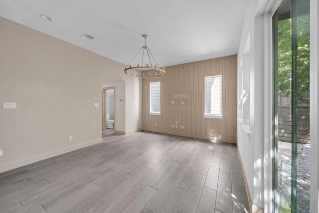 9551 Neuens Road B, Houston, TX 77080