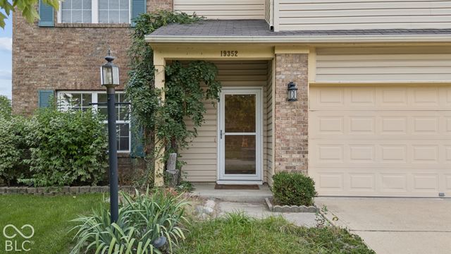 19352 Pathway Pointe, Noblesville, IN 46062