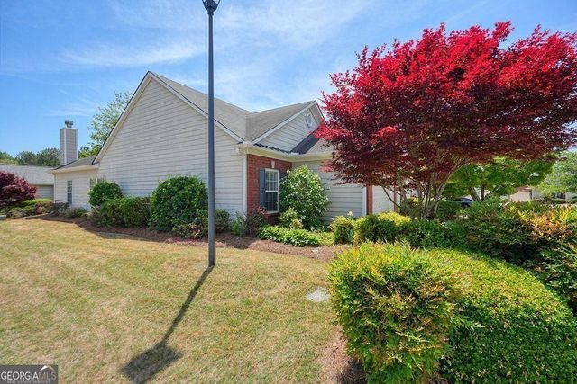 1411 Raven Rock Trail NW, Kennesaw, GA 30152
