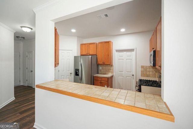 1411 Raven Rock Trail NW, Kennesaw, GA 30152