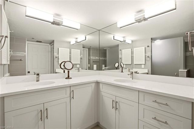 5550 Heron Point DR 503, Naples, FL 34108