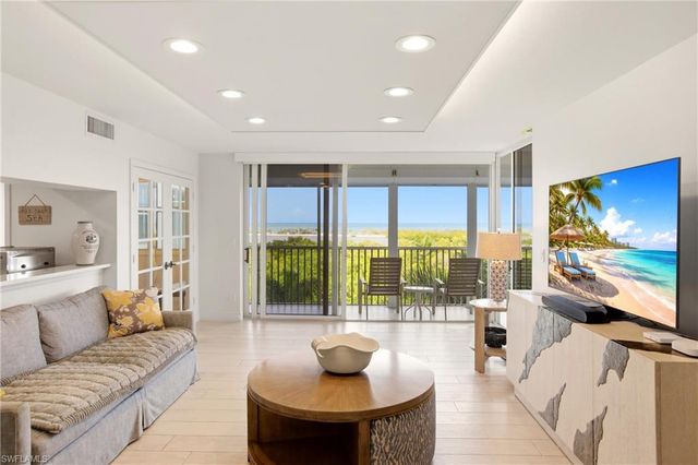 5550 Heron Point DR 503, Naples, FL 34108