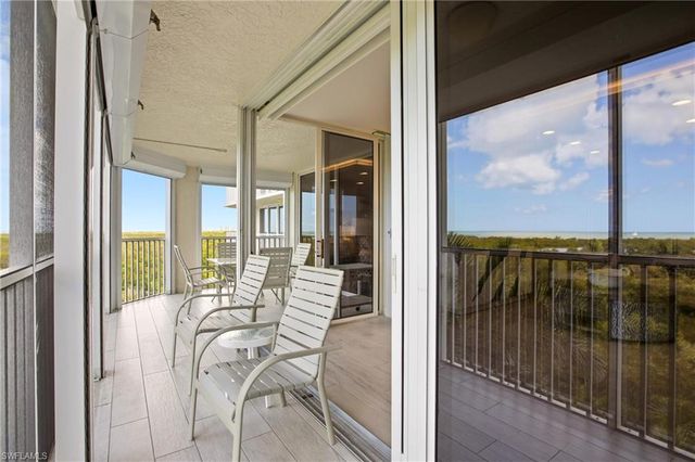 5550 Heron Point DR 503, Naples, FL 34108