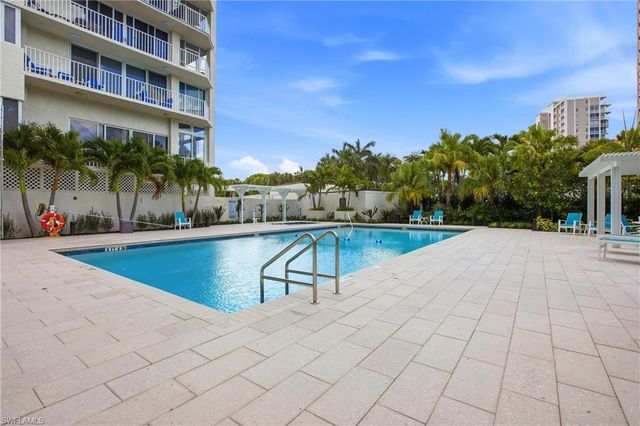 5550 Heron Point DR 503, Naples, FL 34108