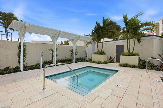 5550 Heron Point DR 503, Naples, FL 34108