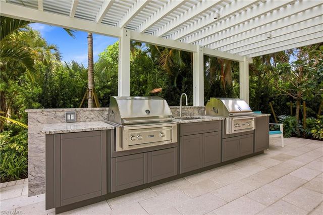 5550 Heron Point DR 503, Naples, FL 34108