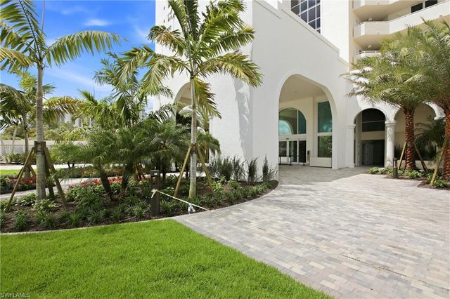5550 Heron Point DR 503, Naples, FL 34108