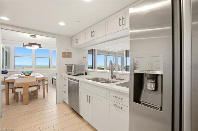5550 Heron Point DR 503, Naples, FL 34108