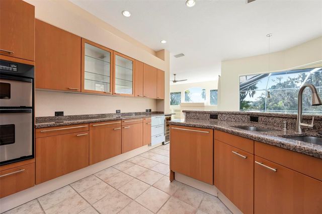 809 BLUE CRANE DRIVE, Venice, FL 34285