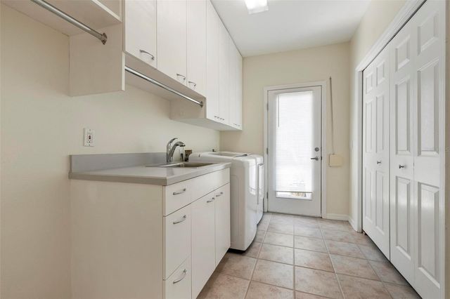 809 BLUE CRANE DRIVE, Venice, FL 34285