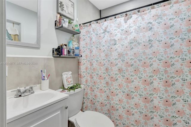 15803 NW 47th Avenue, Miami Gardens, FL 33054